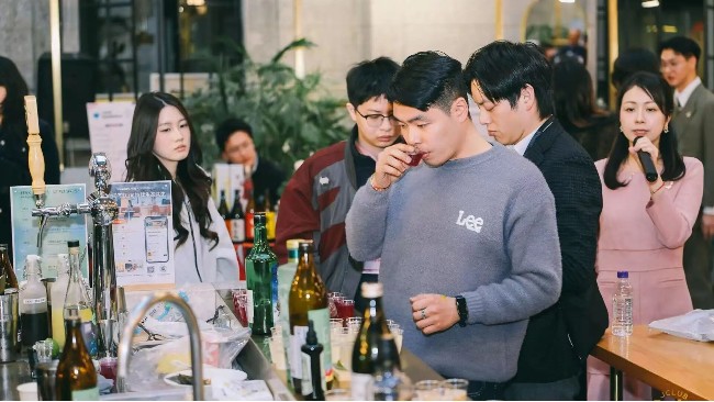 直击现场 | 当“硬核”蒸馏酒遇上魔都潮人，威士忌不再是唯一选择！
